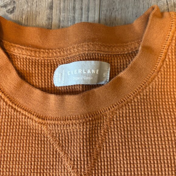 Everlane The Organic Cotton Waffle Tee Long Sleeve Shirt in Toasted Almond - Picture 10 of 10